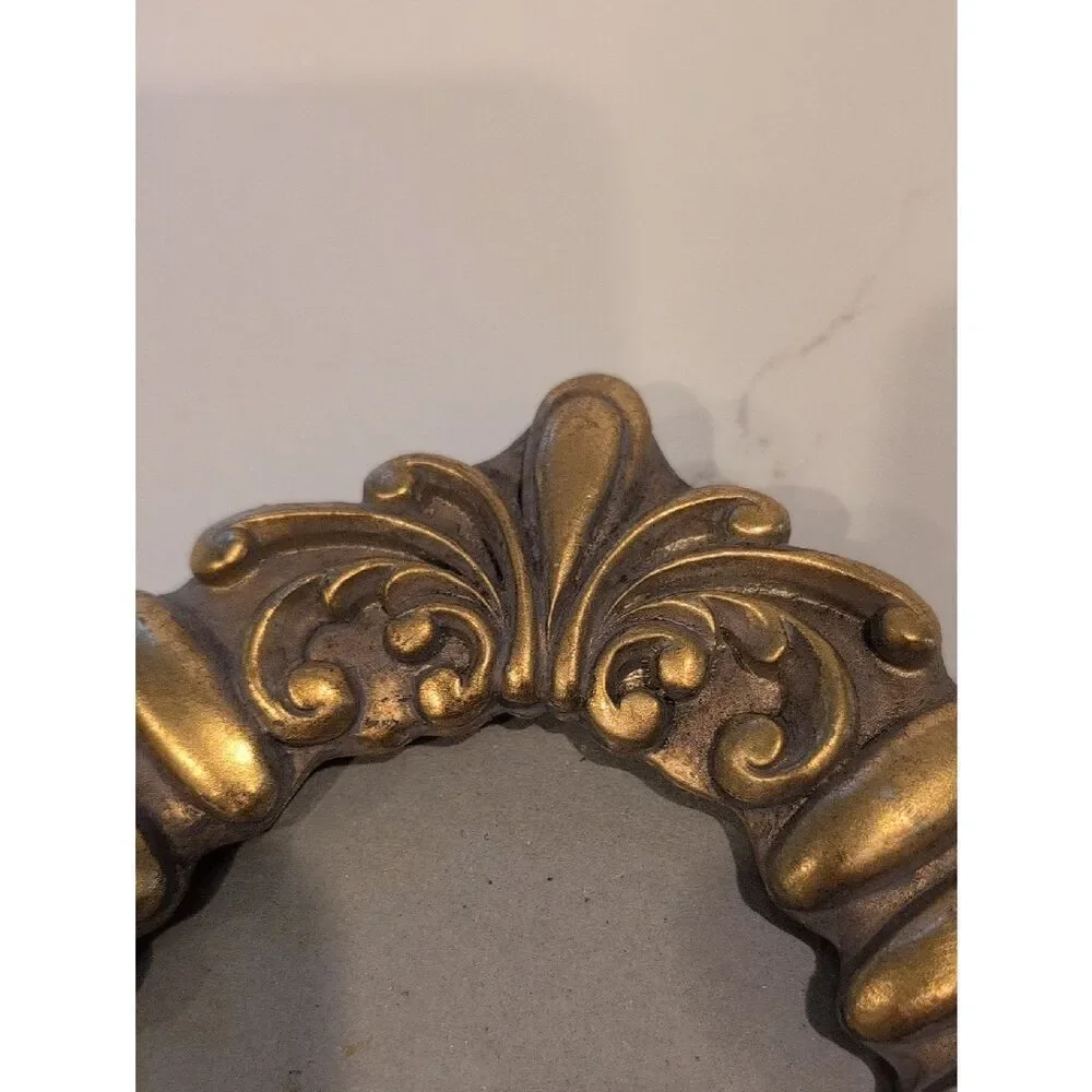 Vintage elegant gold